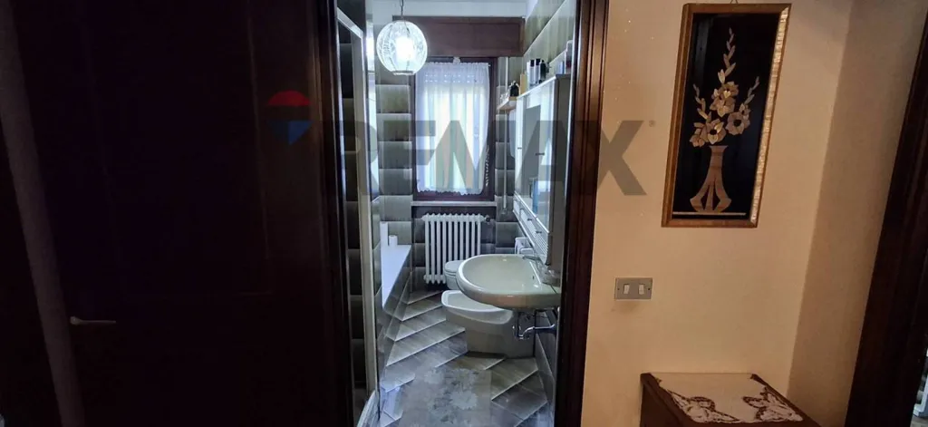 Bagni - Single-Level Villa with Private Garden in Paruzzaro