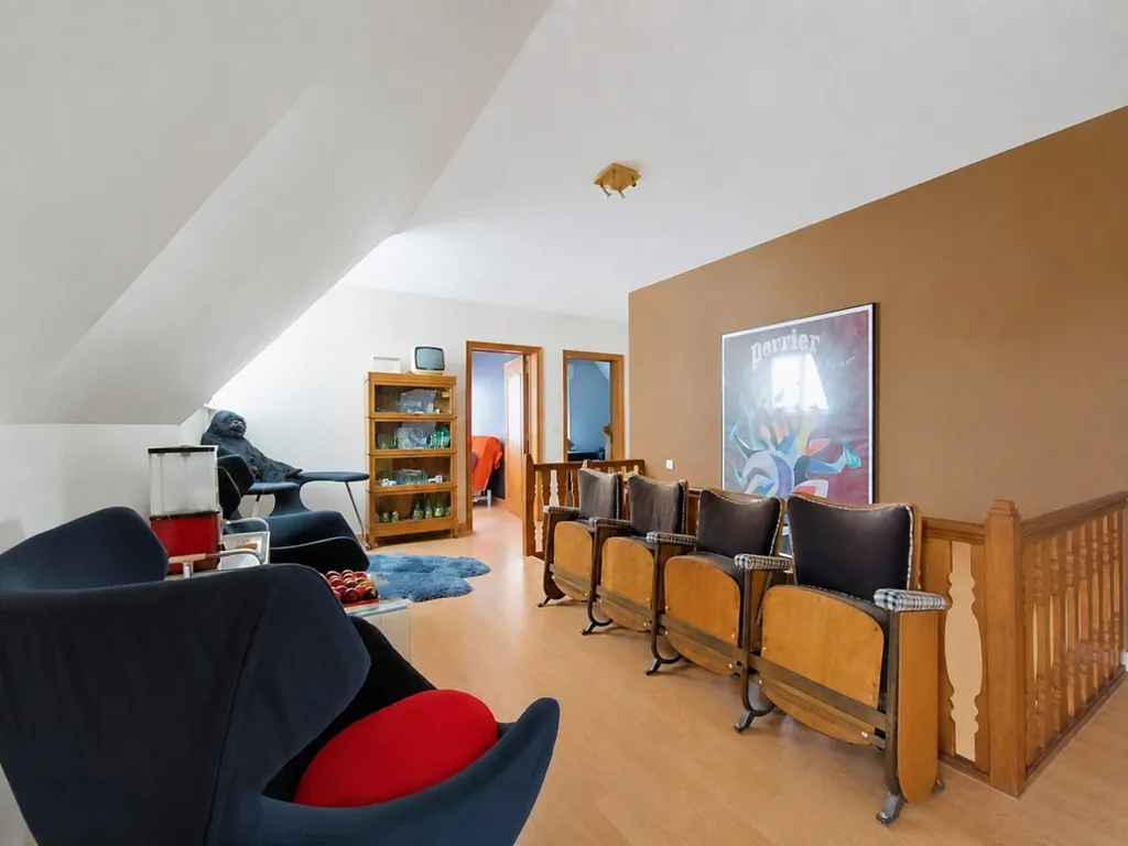 Elutuba - House with 60 m² Terrace in Herent