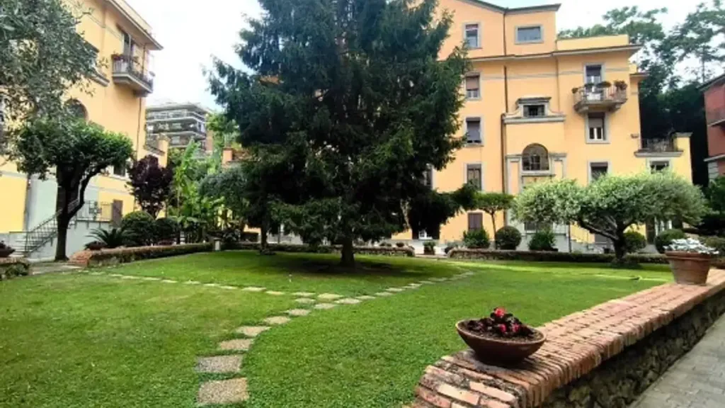 Aed - Furnished Flat with Balcony in Rome