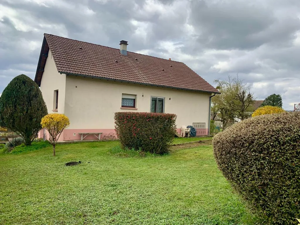 Jardin - Maison au Calme avec Terrain Clos à Proximité des Commodités