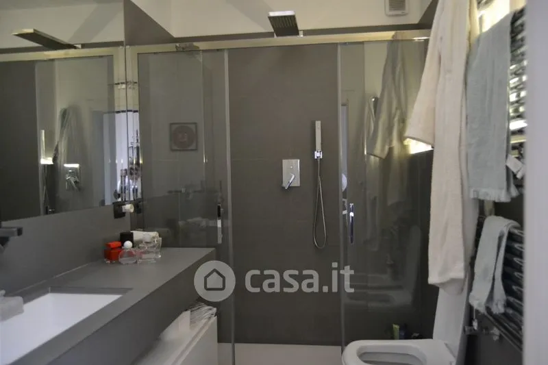 Salles de bain - Rustic Mansard Apartment with Terrace in Barletta
