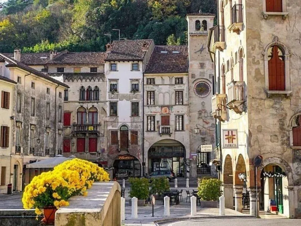 Historic Villa with Garden in Vittorio Veneto