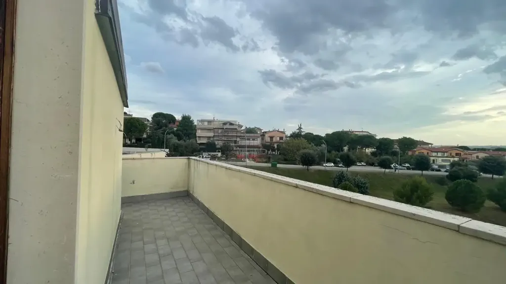 Balcon - Attico with Balcony in Osimo