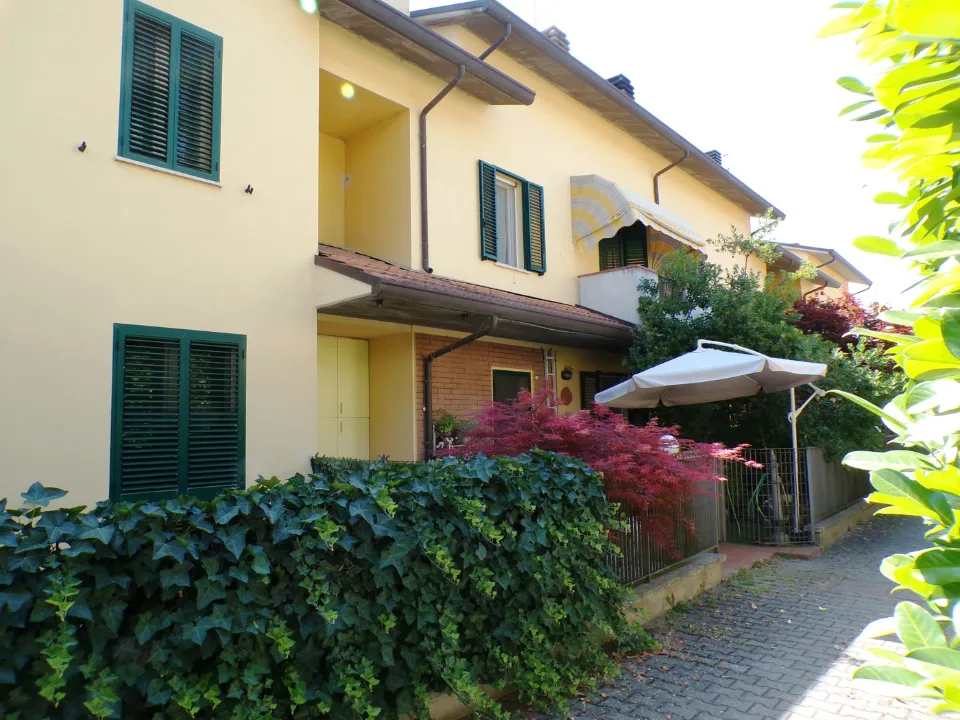 Extérieur - Villa with Garden in Forlì