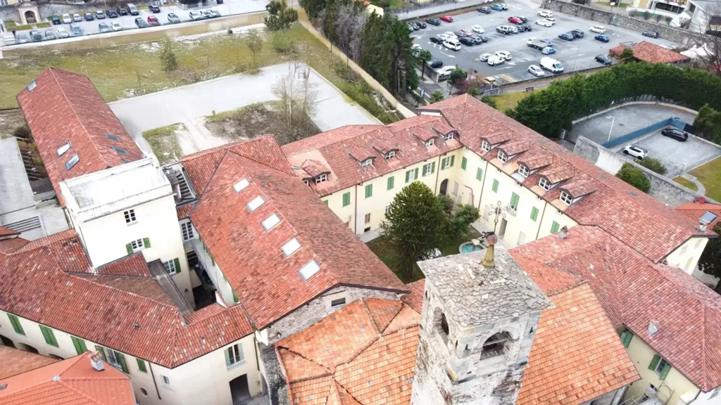 Õhuvaade - Rustic Monastery Apartment with Lake View in Cannobio
