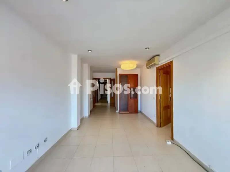 Esik - Duplex with Balcony near Rambla d'Ègara