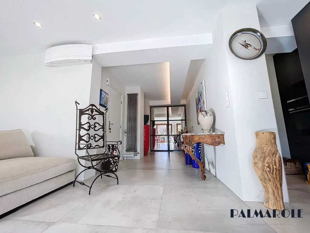 Séjour - Appartement Luxe Rénové avec Terrasse à Perpignan