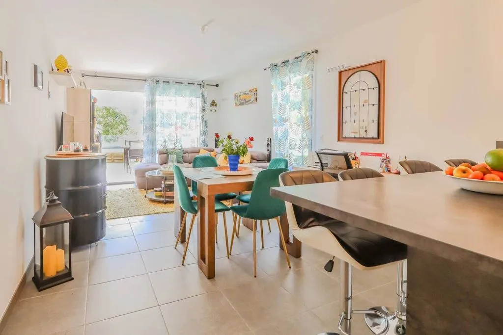 Salle à manger - Appartement Luxueux avec Terrasse à Menton