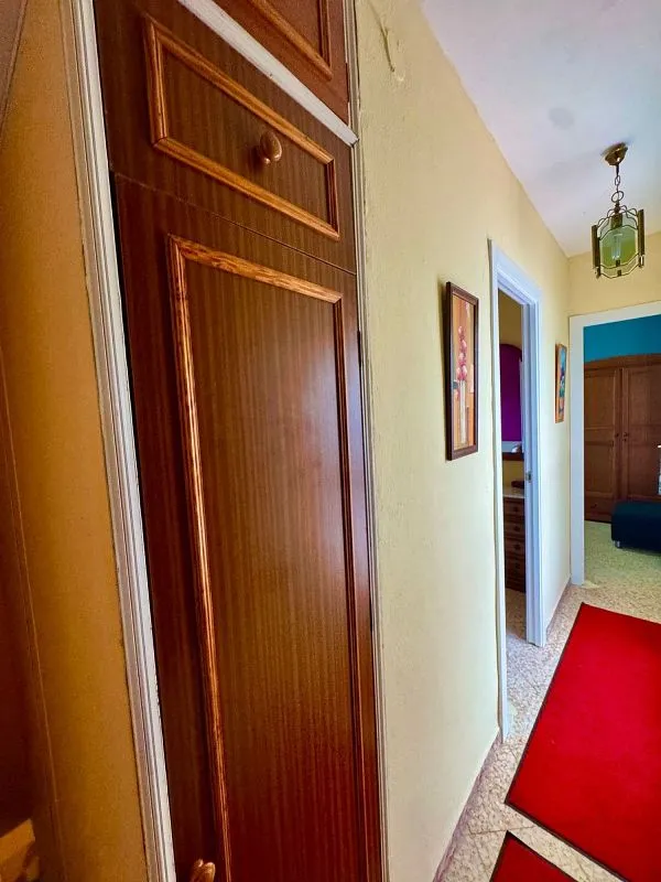 hallway_entrance