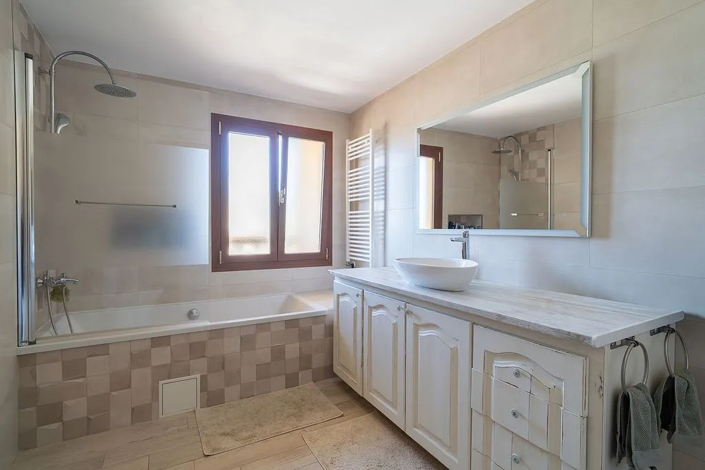 Salles de bain - Chalet with Pool and Terrace in Son Caulelles