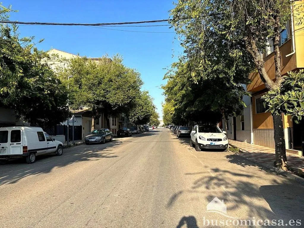 1-Bedroom Flat with Pool in Villatorres