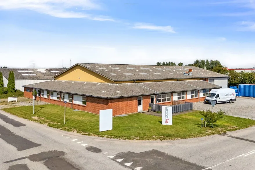 Exterior - Warehouse/Production Facility with Office in Randers South