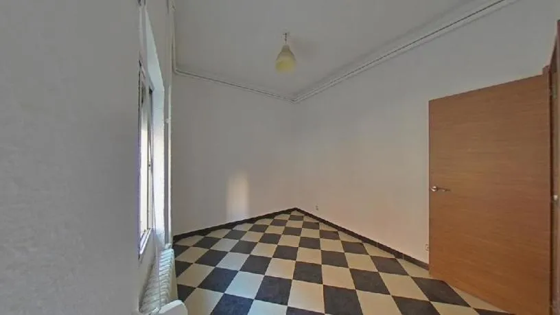 Pièces - Family-orientated Flat in Madrid