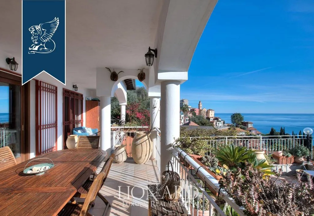 Terrasse - Luxury Villa with Sea View in Ventimiglia
