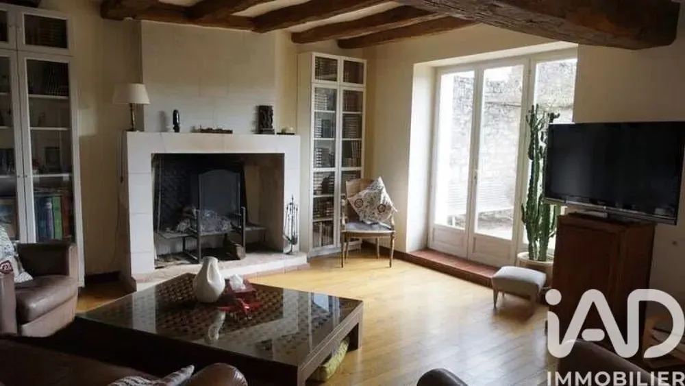 Elutuba - Rustic Longère with Garden near Amboise
