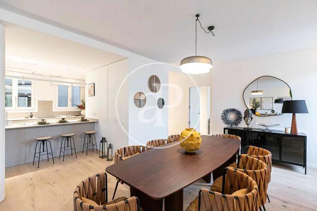 Sala da pranzo - Luxury 2-Bedroom Apartment in Eixample, Barcelona