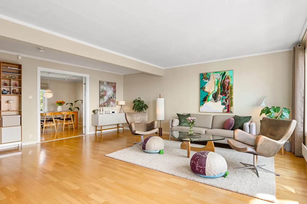 Living Room - Spacious Terraced House with Terrace in Quiet Area