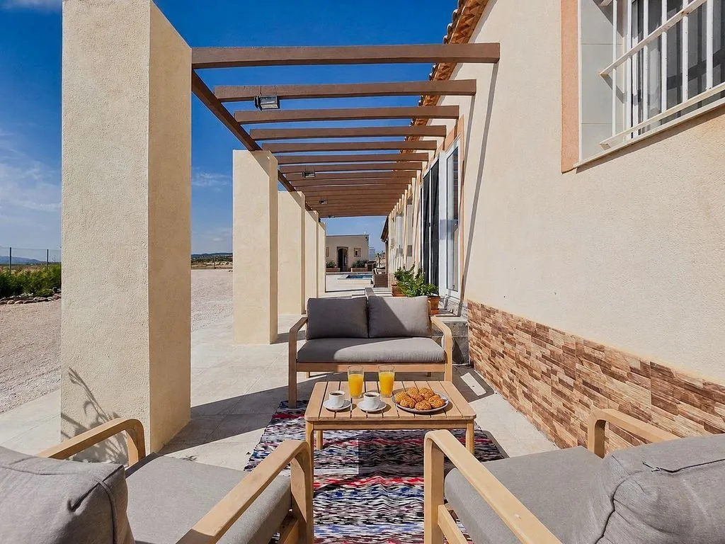 Terrazza - Villa with Pool and Terrace in Pinoso
