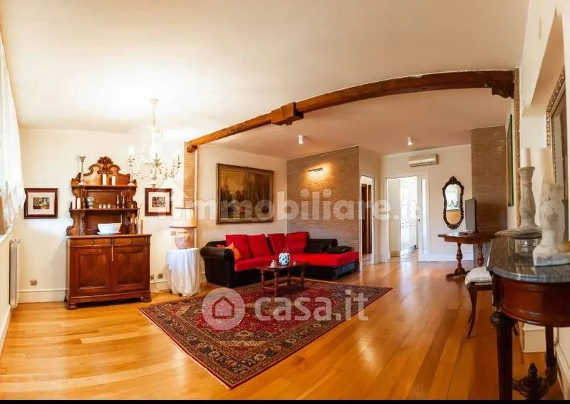 Elutuba - Villa with Pool and Private Park in Latina