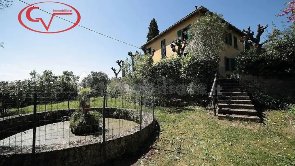 Jardin - Historic Villa with Olive Grove in Montevarchi
