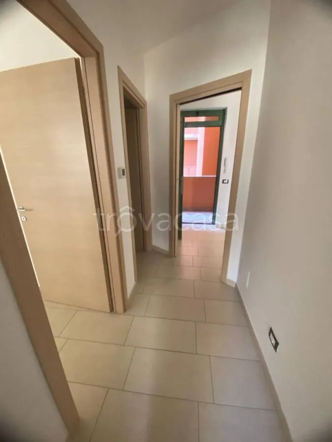 Esik - Apartment with Balcony in Modica