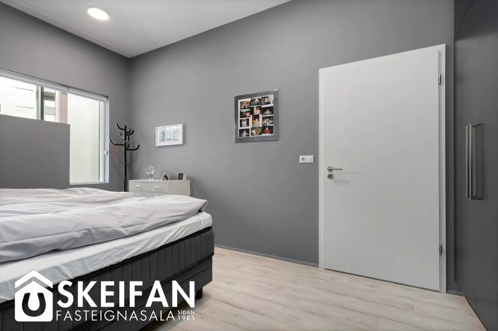 Chambres - Bright 3-Bed Apartment with Balcony in Reykjavik