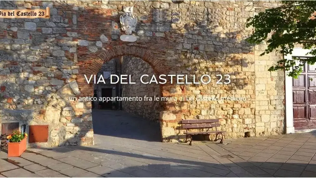 Välivaade - Tuscan-Style Apartment in Historic Centre, Rosignano Marittimo