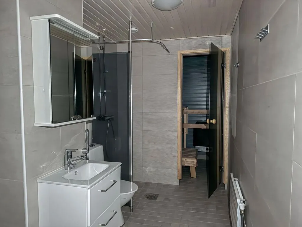 Vannitoad - Renovated Flat with Sauna in Tikkurila