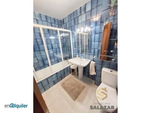 Vannitoad - Furnished Flat with River Views in Abando