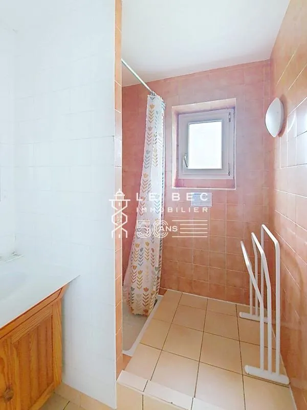 Bagni - House with Constructible Land in Lorient