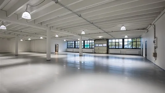 Rooms - Office Space with Showroom in Hvidovre