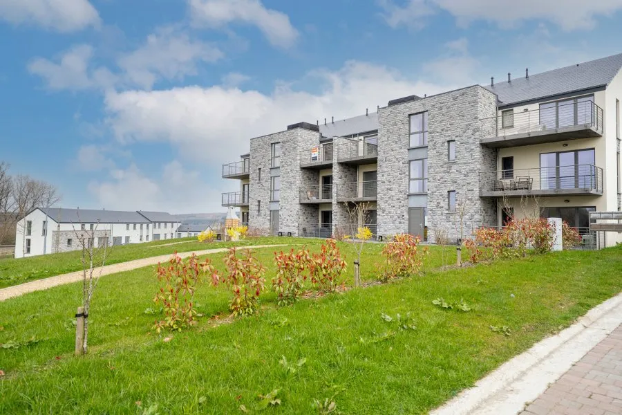 Extérieur - Appartement Neuf avec Terrasse à Libramont-Chevigny
