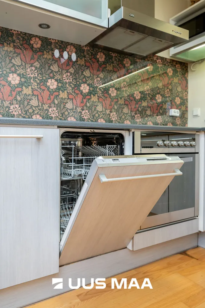 Cuisine - Spacious 2-Bedroom Flat with Sauna in Tallinn