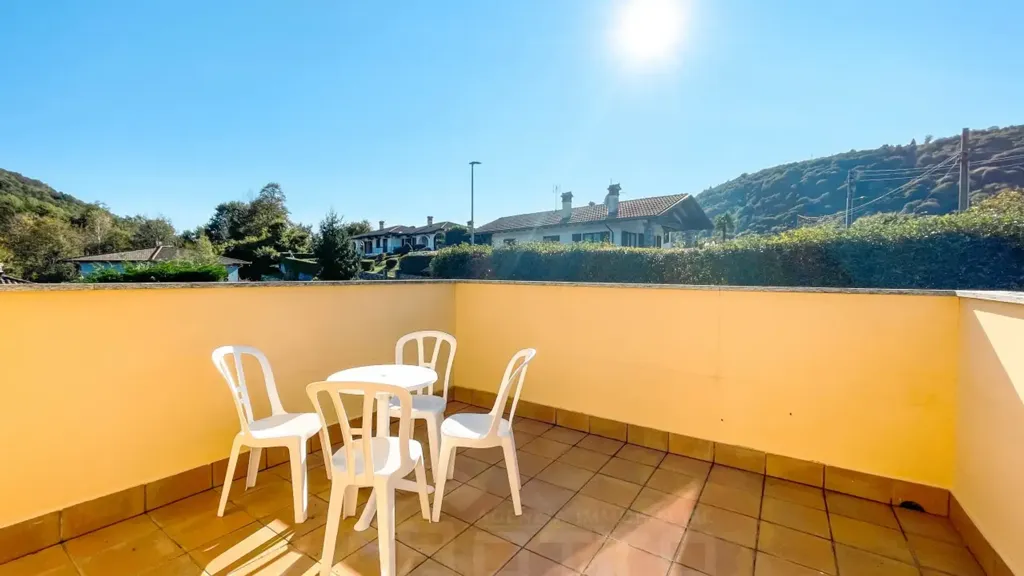 Terrasse - Luxury Villa with Pool in Brovello-Carpugnino