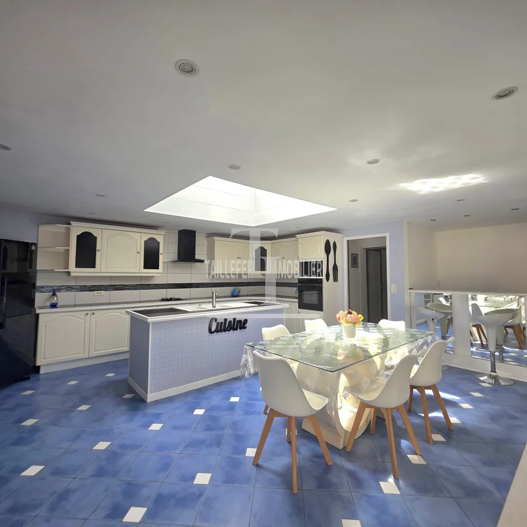 Salle à manger - Maison Loft Rénovée avec Terrasse à Boulazac