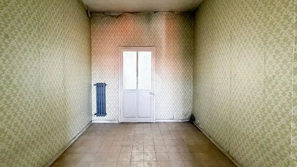 Toad - Semi-detached House with Terrace in Avezzano
