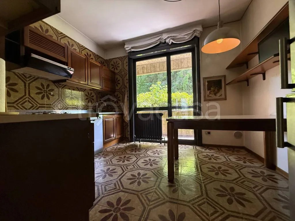 Cuisine - Villa with Lake View in Malgrate