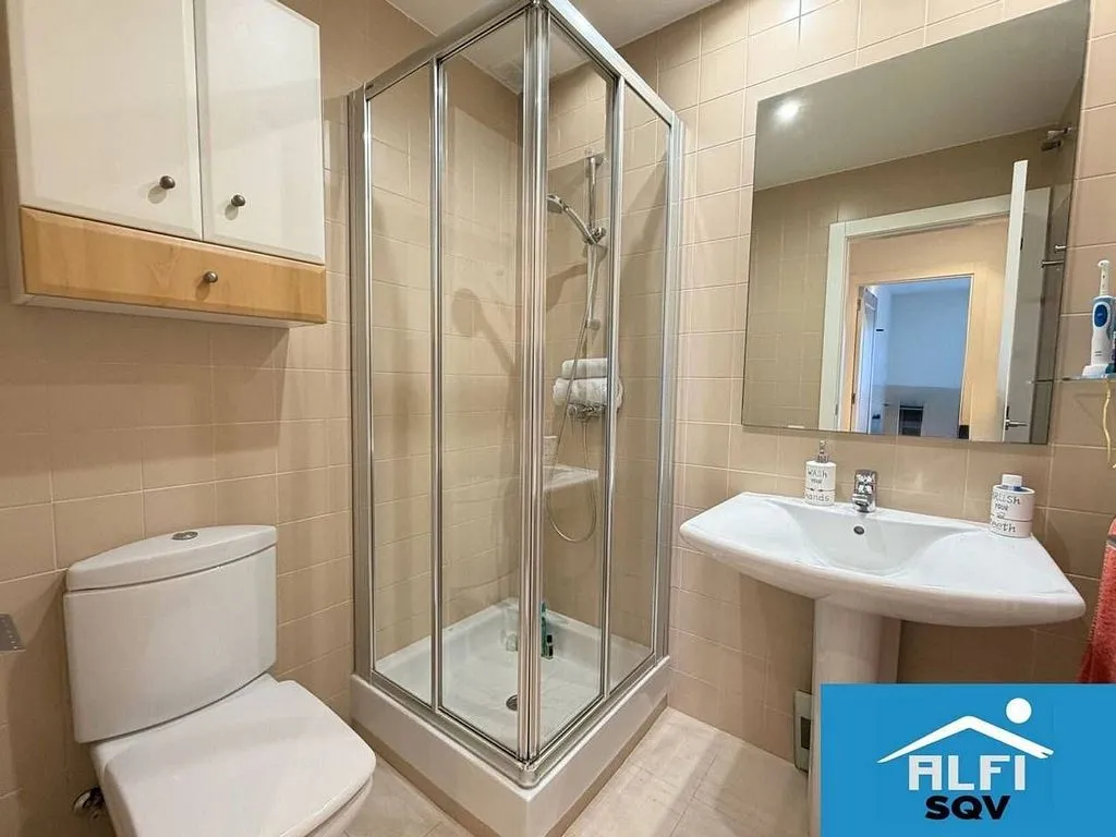 Vannitoad - Modernised Flat with Garage in Gràcia, Sabadell