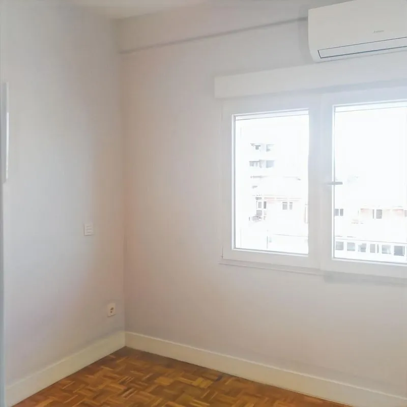 Pièces - Modern Flat with Balcony in Chamartín