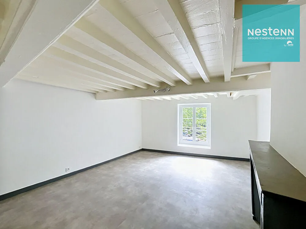 Pièces - Appartement Rénové avec Balconnet au Centre de Montbrison