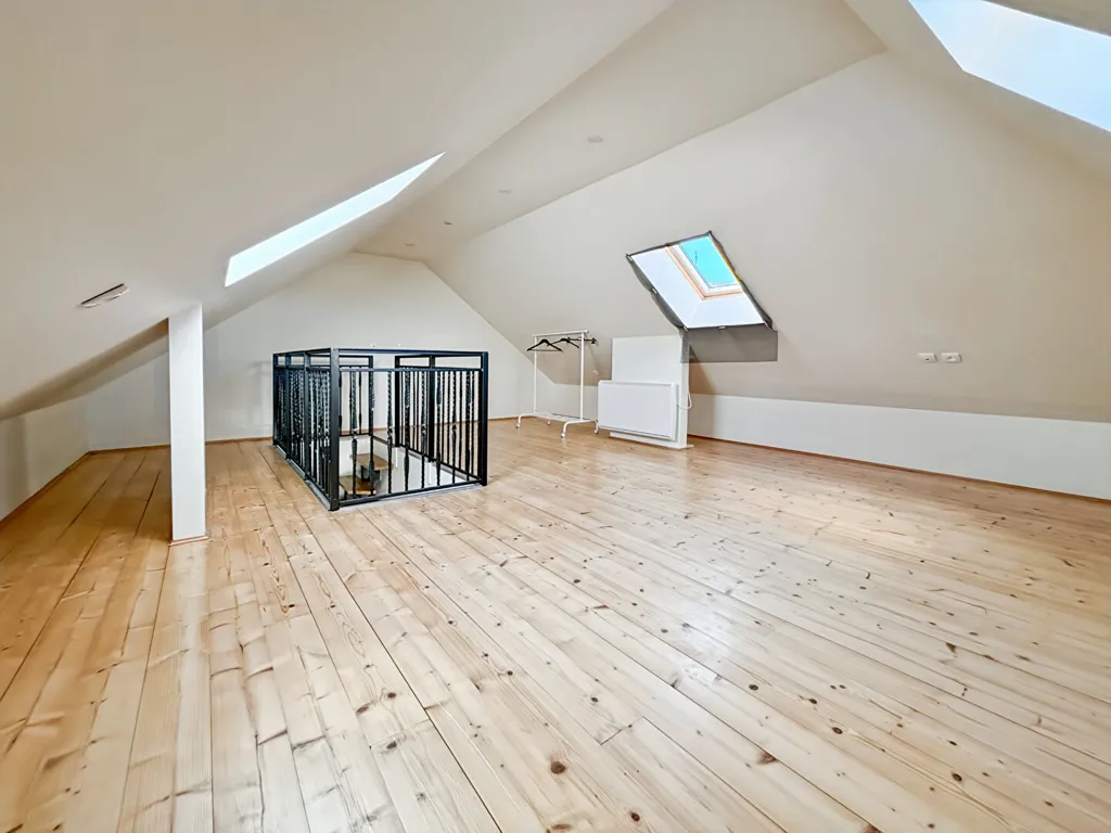 Pièces - Appartement Duplex en Centre-Ville à Mennecy