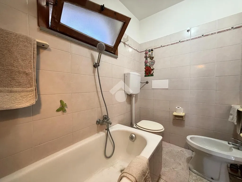 Vannitoad - Terraced Villa with Private Garden in Ardea