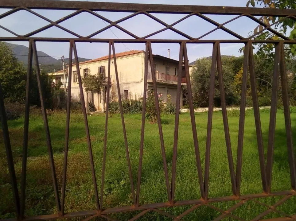 Extérieur - Detached House with Parking in Serres