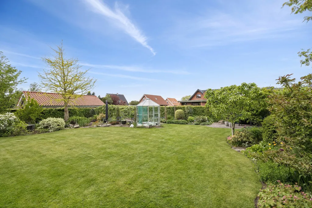 Garden - Rustic Villa with Garden in Viborg