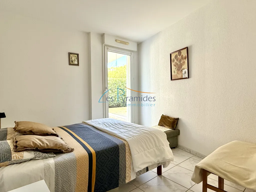 Chambres - Appartement avec Terrasse et Garage à La Grande Motte