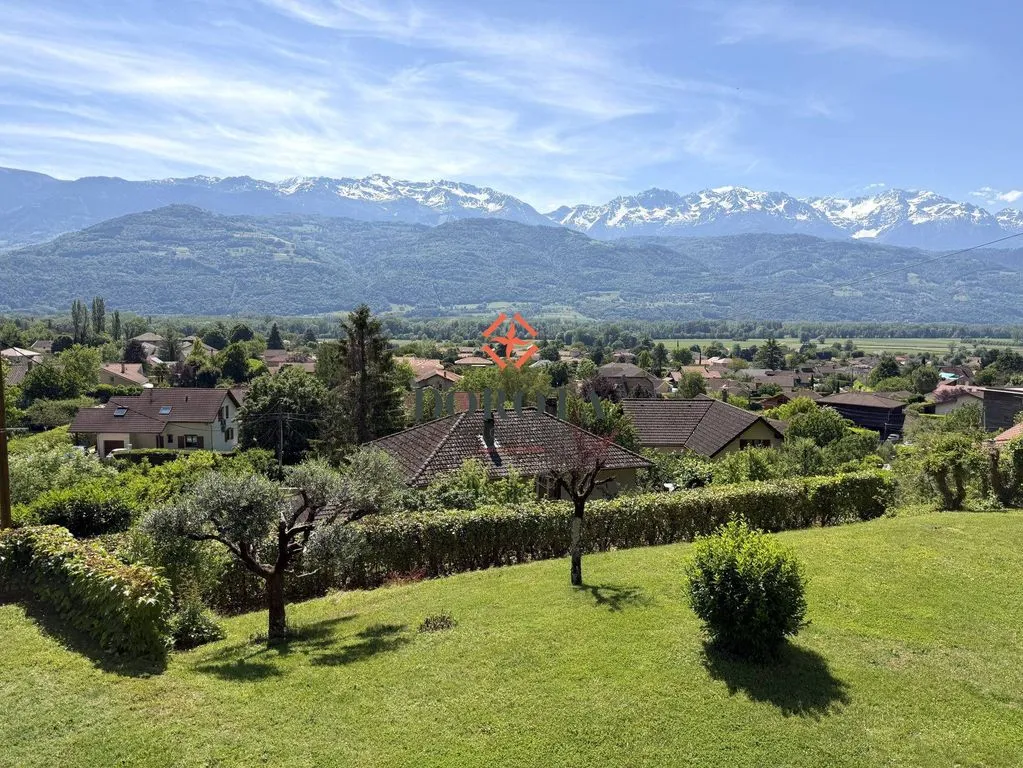 Jardin - Maison de Luxe avec Vue Panoramique à Lumbin