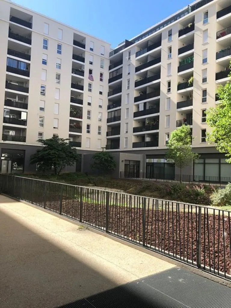 Balcon - Appartement Meublé avec Ascenseur à La Capelette