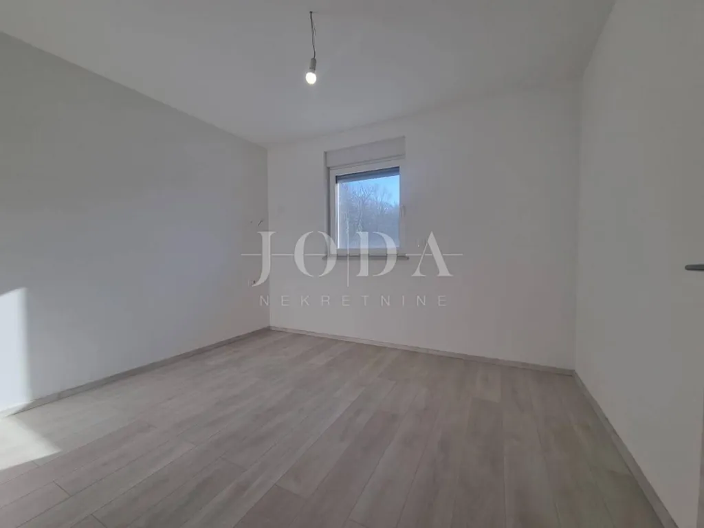 Pièces - Apartment with Terrace in Vinodolska