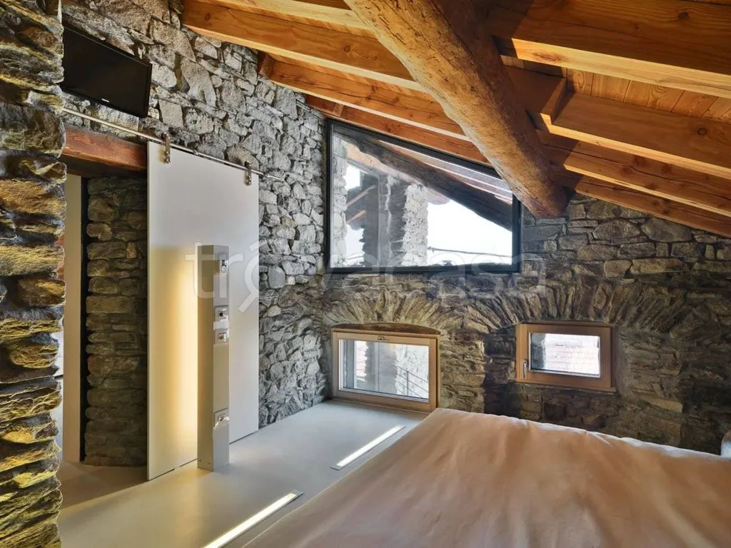 Pièces - Ground Floor Apartment with Garden in Urbino