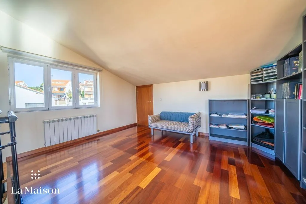 Toad - Detached House with Sea View in Arenys de Mar